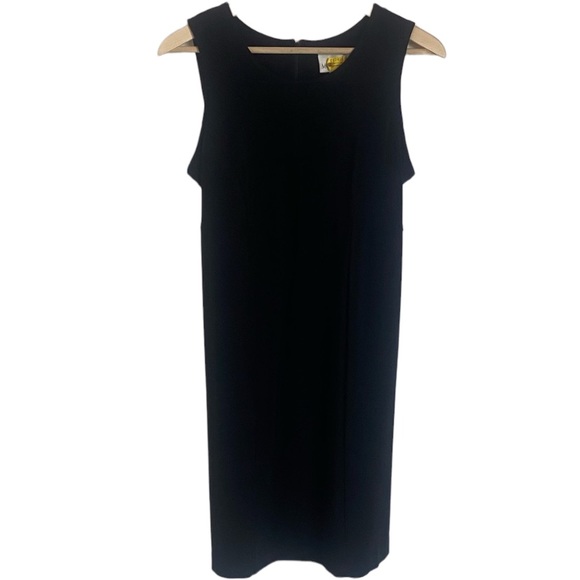Motherhood Maternity Dresses & Skirts - Motherhood Maternity Dress Black Tie Back Medium